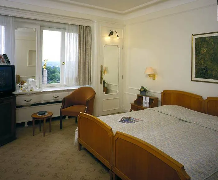 Grand Hotel Cravat Luksemburg 4*,